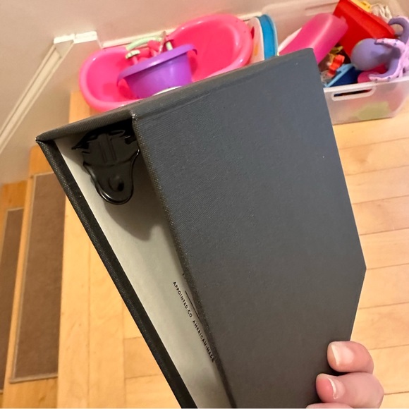 Appointed Three Ring Binder for 5.5x8.5 inch paper - Picture 6 of 8